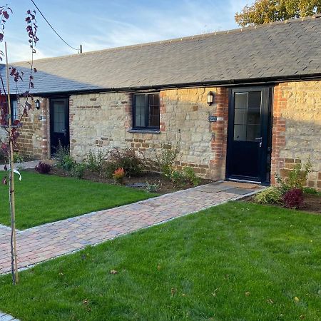 Potcote Farm Stables Accommodation Fudges Stable Towcester Buitenkant foto